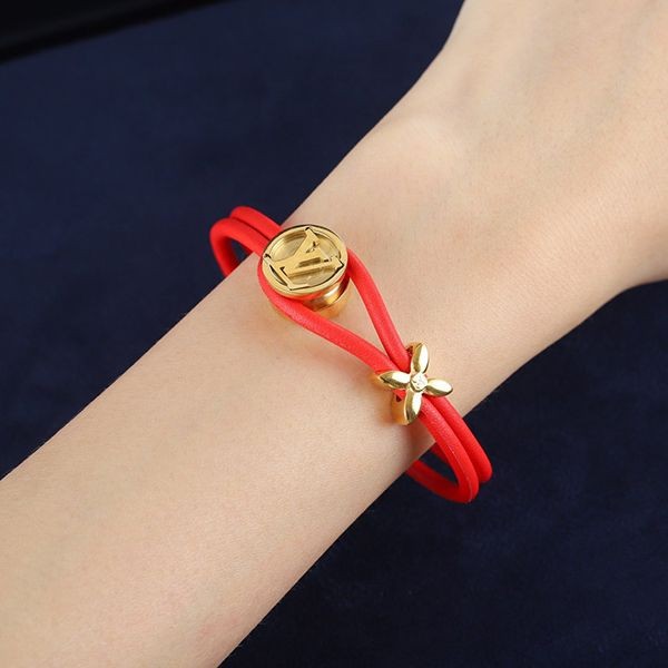 StylishLouis Vuitton Bracelet Keep a Secret Replica Cowhide M6678F