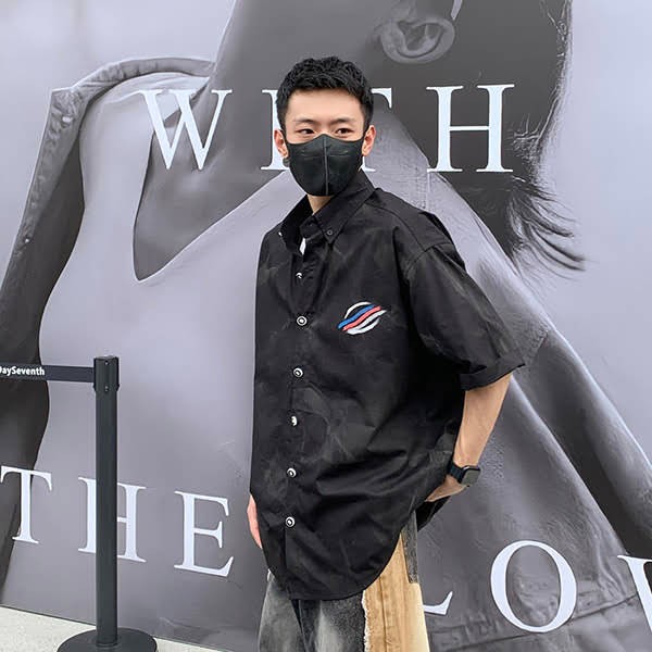 Balenciaga Replica Political Campaign Logo Shirt baf86922