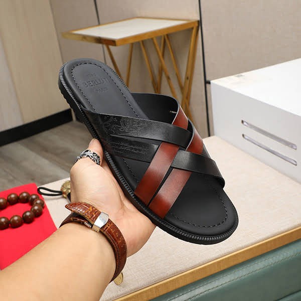 Very popular: Berluti Sifnos Scritto fake calf leather sandals S5439V33