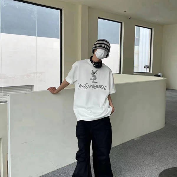 Saint Laurent Replica Logo Print Short Sleeve T-Shirt Sas81075