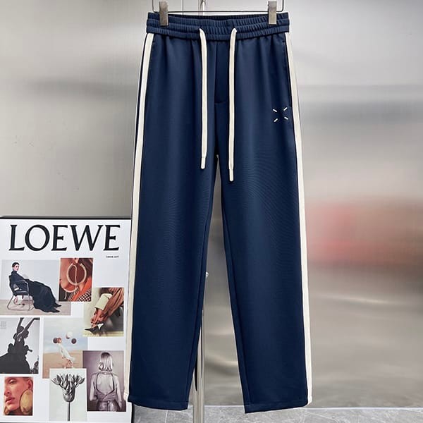 Maison Margiela Heritage Wool Trousers Maz14148, loved by many celebrities