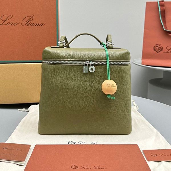 Extremely eye-catching! Loro Piana Extra Pocket Backpack knockoff L23.5 rof24137