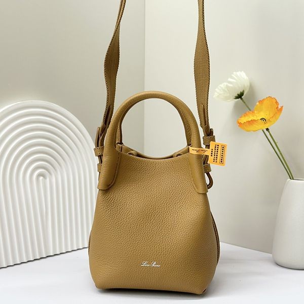 Loro Piana Replica Micro Vail Leather Shoulder Handbag roe69536 Loro Piana Replica Micro Vail Leather Shoulder Handbag roe69536