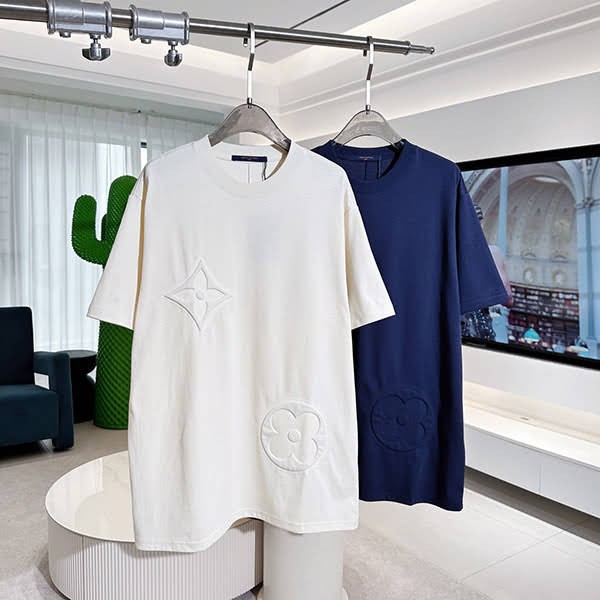 [Refreshing for summer★]Louis Vuitton Monogram Logo T-shirt copy in 2 colors vua86782