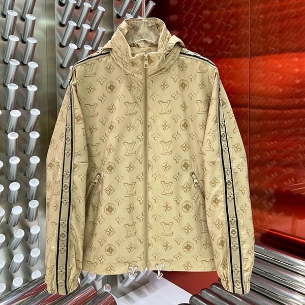 ConvenientLouis Vuitton Windbreaker Replica vue67212 ConvenientLouis Vuitton Windbreaker Replica vue67212