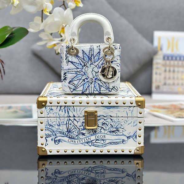 Dior Reve dInfini Lady Dior Replica Medium Handbag dev50484