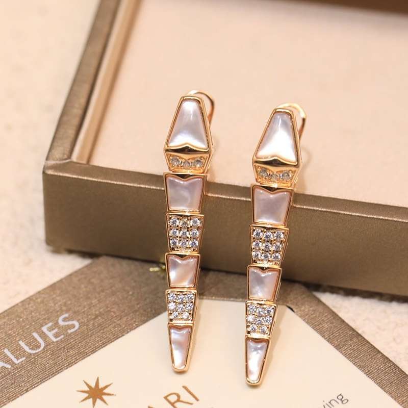 21AW new release, perfect as a gift? Bulgari Serpenti Viper earrings replica Buu07844 21AW new release, perfect as a gift? Bulgari Serpenti Viper earrings replica Buu07844