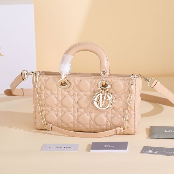 Hot Topic! Dior Lady D-Joy Bag Replica Small dex56496 Hot Topic! Dior Lady D-Joy Bag Replica Small dex56496