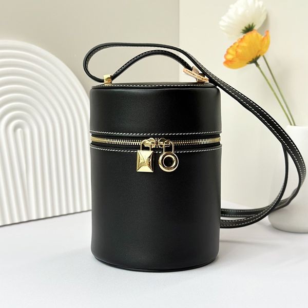 Perfect as a gift? Loro Piana Medium Extra Case Fake roi70609 Perfect as a gift? Loro Piana Medium Extra Case Fake roi70609