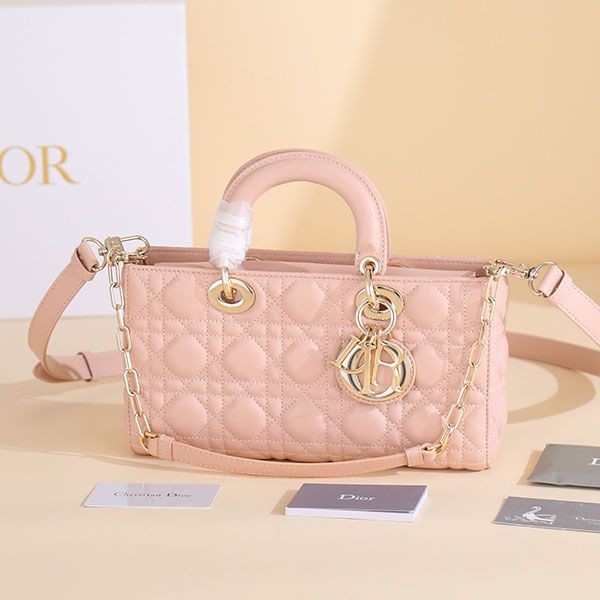 n-grade recommended Dior Lady D-Joy bag replica small dej07886 n-grade recommended Dior Lady D-Joy bag replica small dej07886