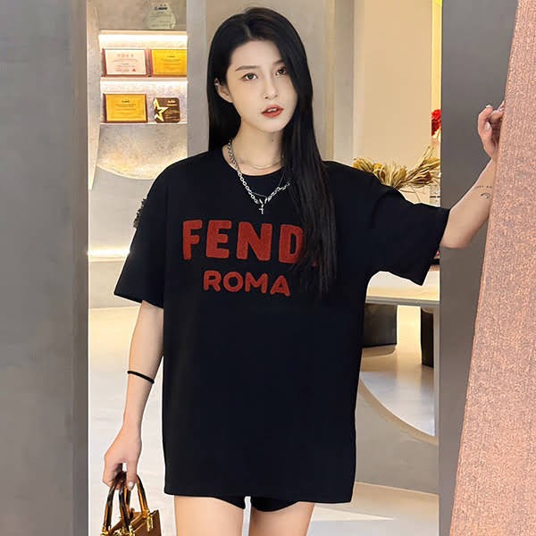 Fendi Replica Logo Embroidered Crew Neck T-Shirt fek26979 Fendi Replica Logo Embroidered Crew Neck T-Shirt fek26979