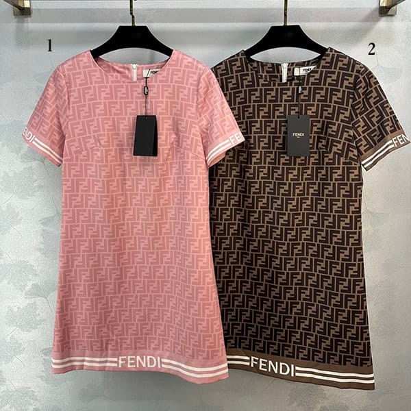 Recommended Fendi All-Over Logo T-Shirt Copy in 2 colors feq85988 Recommended Fendi All-Over Logo T-Shirt Copy in 2 colors feq85988