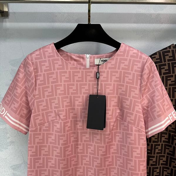 Recommended Fendi All-Over Logo T-Shirt Copy in 2 colors feq85988