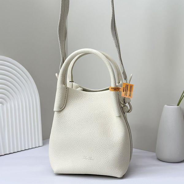 ☆Super popular☆Loro Piana Micro Vail Leather Shoulder Handbag FAM794 Replica ☆Super popular☆Loro Piana Micro Vail Leather Shoulder Handbag FAM794 Replica