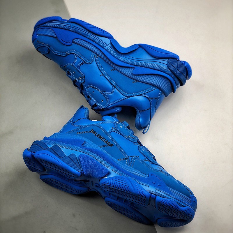 Balenciaga Triple S Sneakers BAZ98042 Balenciaga Triple S Sneakers BAZ98042