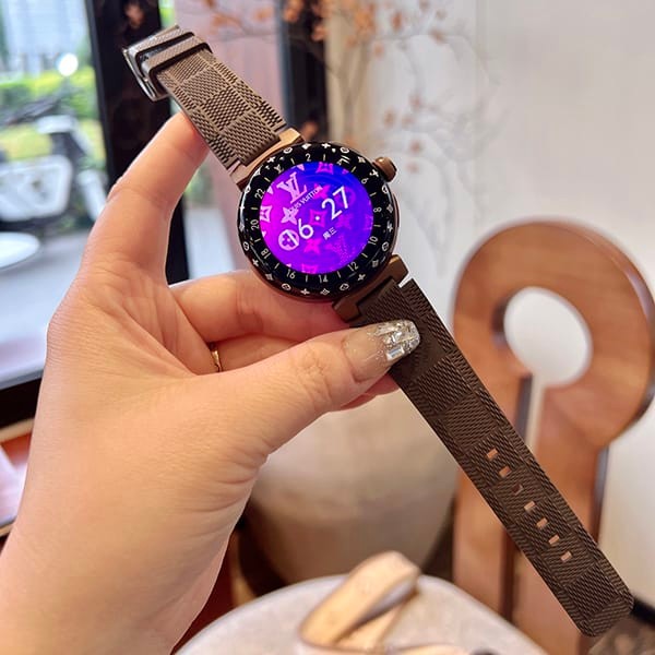 ★Safe shipping with trackingLouis Vuitton Tambour Horizon Smartwatch vul36894