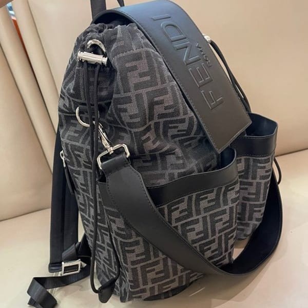 Fendi Men's Backpack Sold Out Replica feh55970