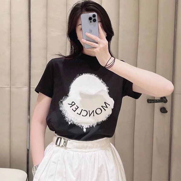 Rare Moncler crew neck printed embroidered logo T-shirt mol49237 Rare Moncler crew neck printed embroidered logo T-shirt mol49237