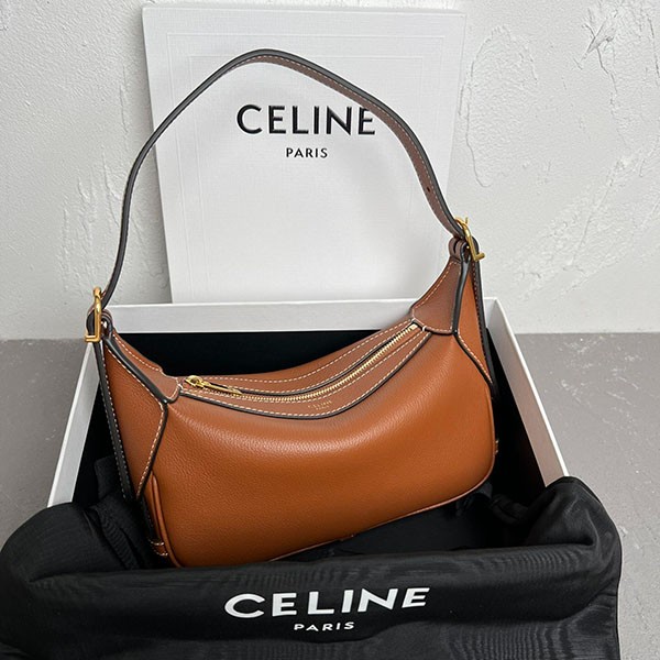 Can be used in 2 ways? Celine Mini Romy Bag Replica/ Calfskin 10K123ESN04LU Can be used in 2 ways? Celine Mini Romy Bag Replica/ Calfskin 10K123ESN04LU