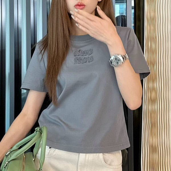 Must-have! Celine Cotton Jersey Loose Short Sleeve T-Shirt Replica Cey85506 Must-have! Celine Cotton Jersey Loose Short Sleeve T-Shirt Replica Cey85506