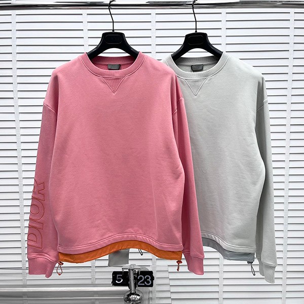 The sleeve logo is the highlight? Dior copy ☆ Oversized cotton fleece in 2 colors 393J642A0854 The sleeve logo is the highlight? Dior copy ☆ Oversized cotton fleece in 2 colors 393J642A0854