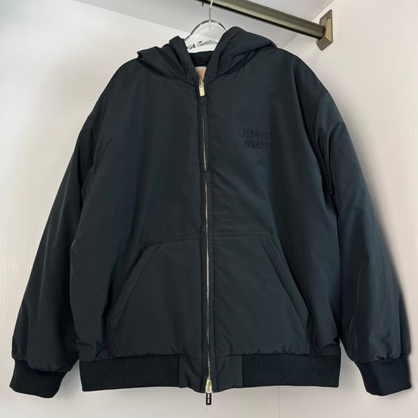 Boutique Miu Miu Logo Print Nylon Down Jacket Replica myg71285 Boutique Miu Miu Logo Print Nylon Down Jacket Replica myg71285