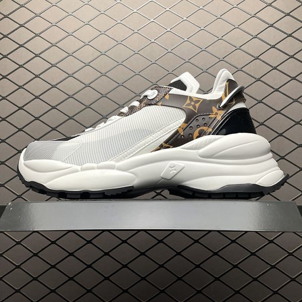 Louis Vuitton Run 55 Sneakers Replica Monogram 1AASD9 vur92485