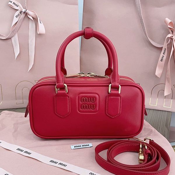Quick delivery Miu Miu fake logo shoulder top handle small bag myg73744 Quick delivery Miu Miu fake logo shoulder top handle small bag myg73744