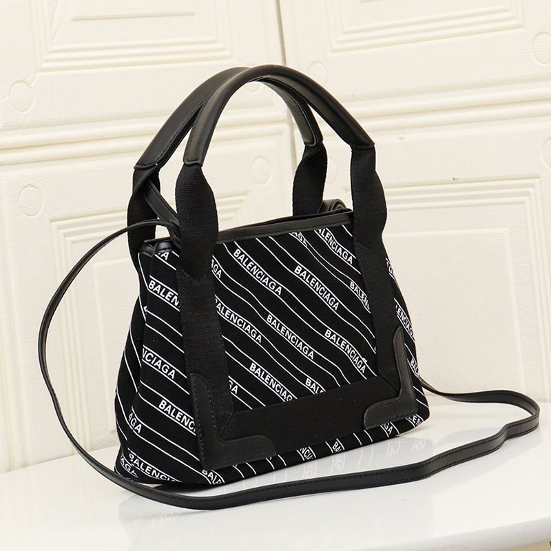 Balenciaga Tote Bag Replica 2WAY/NAVY CABAS XS Navy Cabas bah34529 Balenciaga Tote Bag Replica 2WAY/NAVY CABAS XS Navy Cabas bah34529