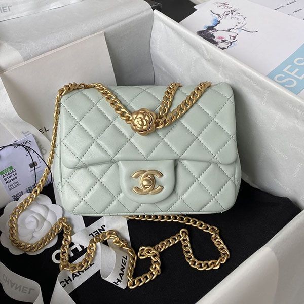 I definitely want this! Chanel Mini Flap Bag shy12028 I definitely want this! Chanel Mini Flap Bag shy12028