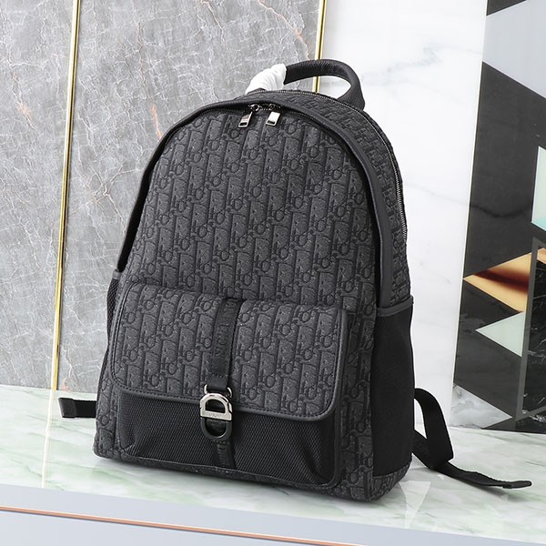 Dior 8 Backpack Replica Dior Oblique Jacquard 1EIBA178YKY_H03E Dior 8 Backpack Replica Dior Oblique Jacquard 1EIBA178YKY_H03E