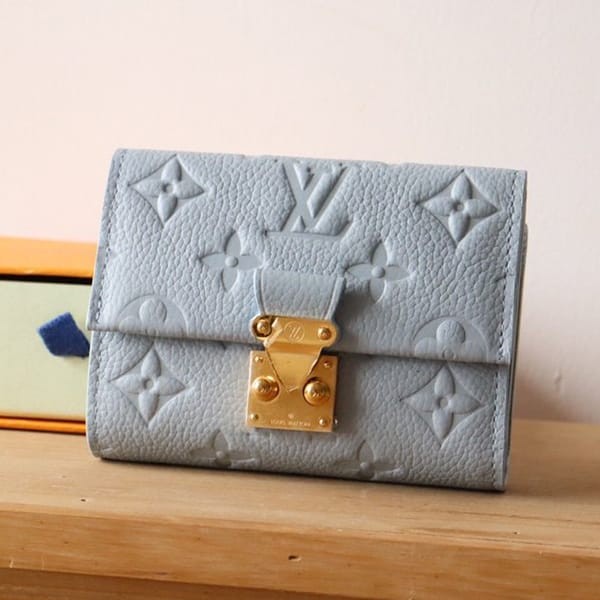 Extremely rare! Louis Vuitton Pochette Metis compact wallet replica M82926 Extremely rare! Louis Vuitton Pochette Metis compact wallet replica M82926