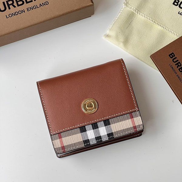 Burberry Small Replica Wallet Bi-fold Wallet Baj43367