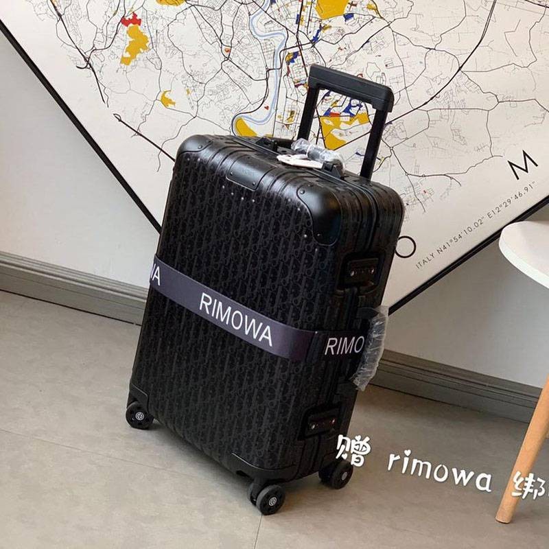 Limited release! Hard to find! [Dior & Rimowa copy] Oblique carry case rip35844