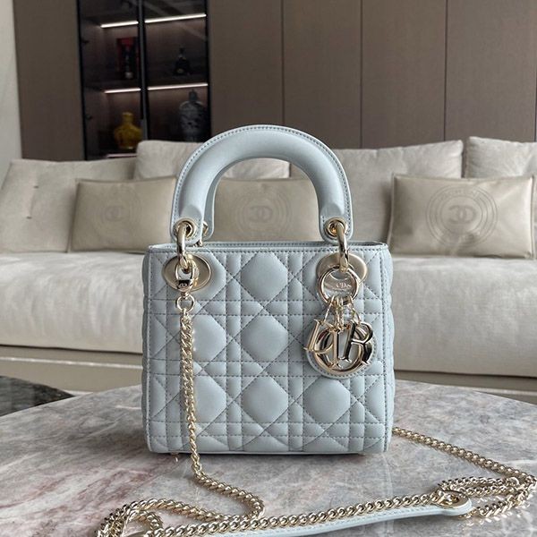 Women's Dior Medium Bag Replica Sage Green dek15150 Women's Dior Medium Bag Replica Sage Green dek15150