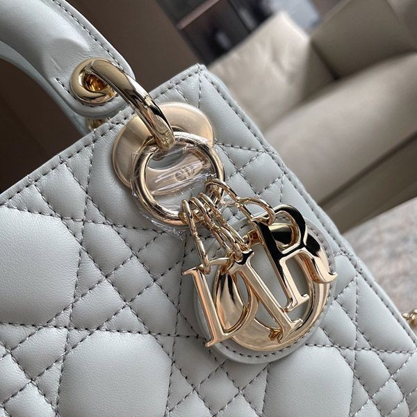 Women's Dior Medium Bag Replica Sage Green dek15150