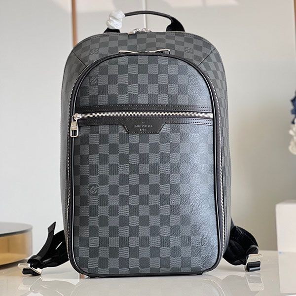 Hard to finLouis Vuitton men's backpack replica Michael Damier N58024 Hard to finLouis Vuitton men's backpack replica Michael Damier N58024