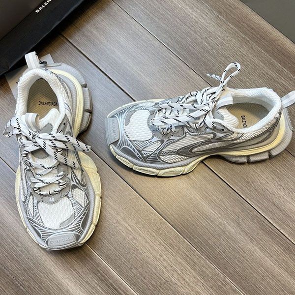 Secured Balenciaga SNEAKERS sneakers bai49519