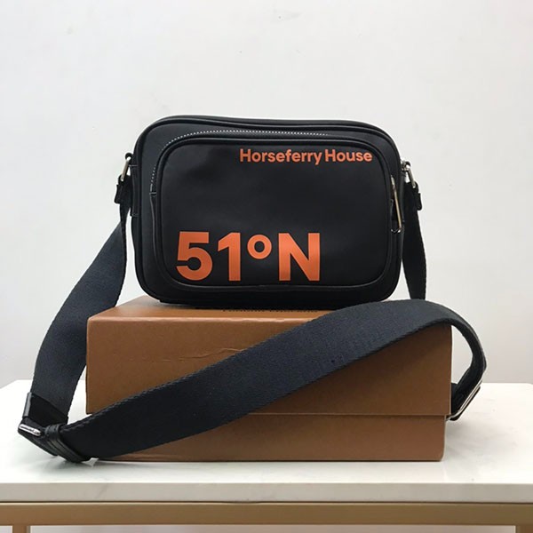 Very popular Burberry replica coordinated print nylon paddy bag 80644481