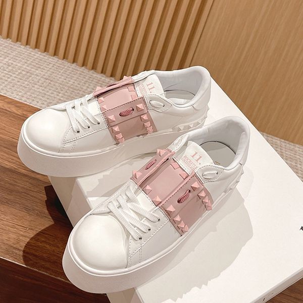 The latest and fashionable Valentino platform studded sneakers Vux26942