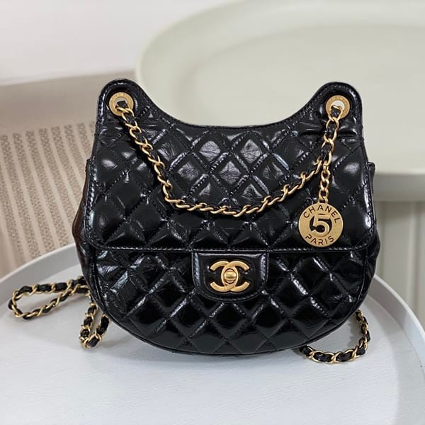 A nice Chanel replica hobo bag small size AS3710B0974694305 AS3710B0 A nice Chanel replica hobo bag small size AS3710B0974694305 AS3710B0
