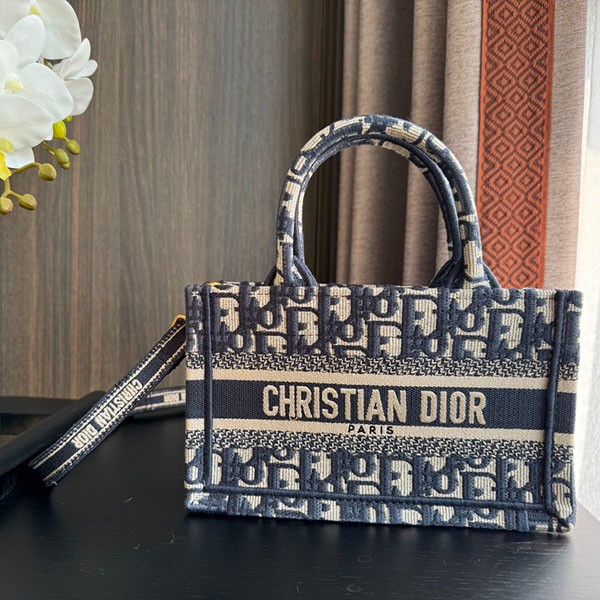 {Easy to use★} Dior Book Tote Fake Bag Mini Strap S5573CRIW_M928 {Easy to use★} Dior Book Tote Fake Bag Mini Strap S5573CRIW_M928