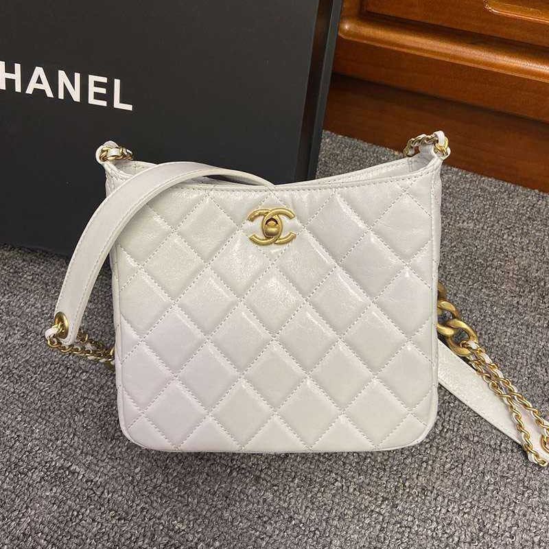 New Spring Items Chanel Matelasse Shoulder Bag Replica shg74225 New Spring Items Chanel Matelasse Shoulder Bag Replica shg74225
