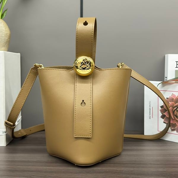Popularity rising LOEWE Pebble Bucket Bag Mini Replica lot16325 Popularity rising LOEWE Pebble Bucket Bag Mini Replica lot16325