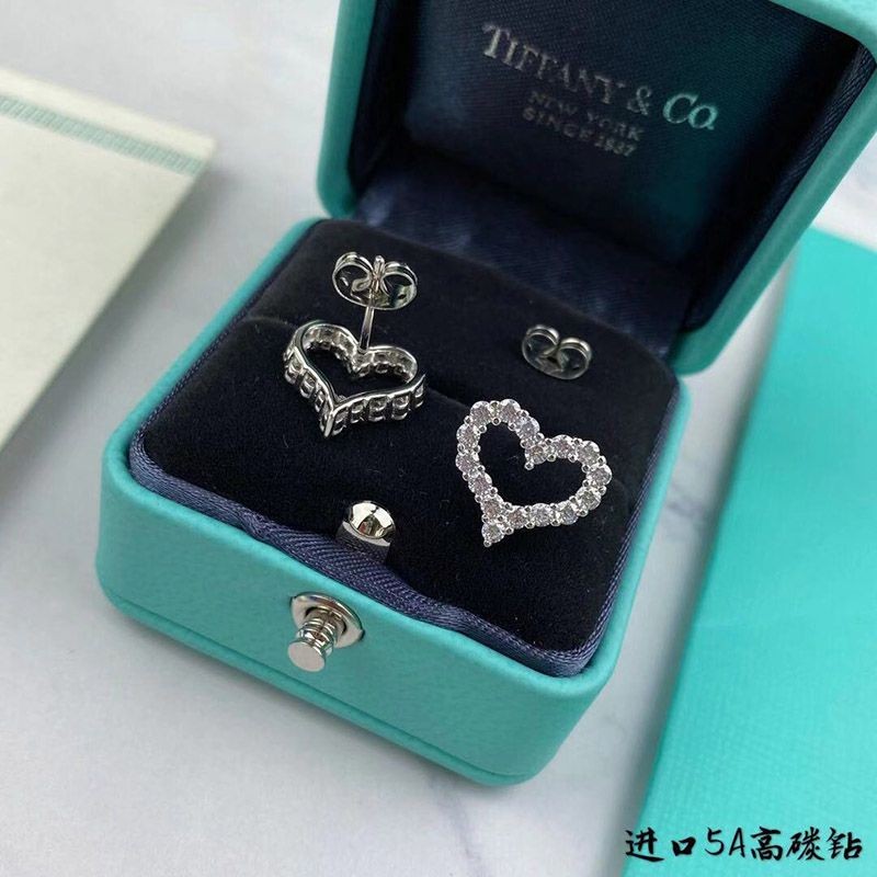 New sale Tiffany Loving Heart Earrings Replica Tij26866
