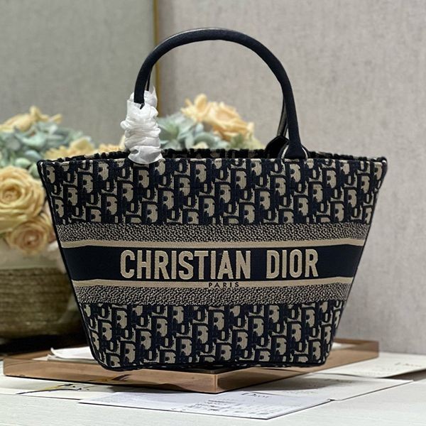 Extremely eye-catching! Dior Oblique Book Tote Replica dei76864 Extremely eye-catching! Dior Oblique Book Tote Replica dei76864