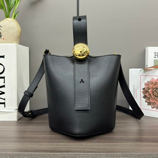 Luxury brand Loewe Pebble Bucket Bag Mini Replica loh00740 Luxury brand Loewe Pebble Bucket Bag Mini Replica loh00740