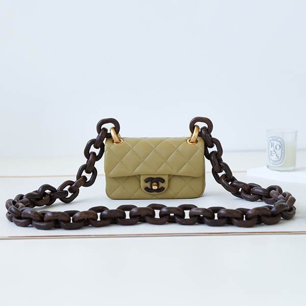 High quality? [Chanel] Wood Chain Mini Flap Bag Replica B13276