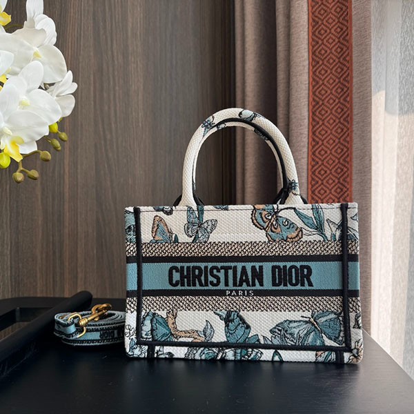 [Cute delicate butterfly embroidery★] Dior Book Tote Fake Bag Mini S5573CESR_M933