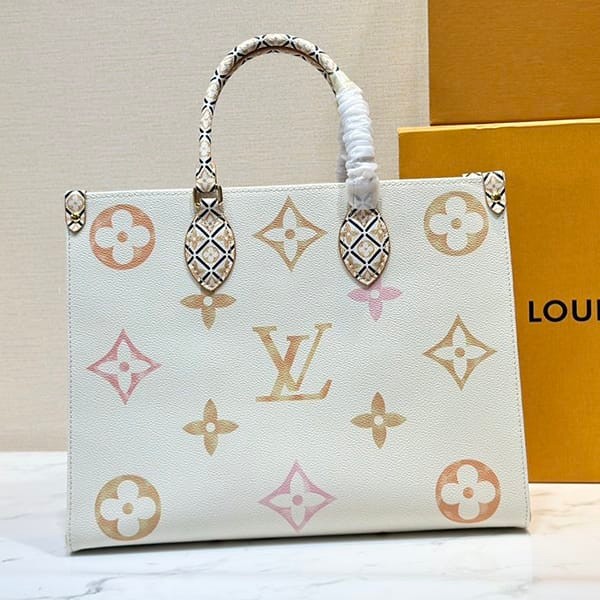 Express deliveryLouis Vuitton By the Pool On the Go MM fake vup75176 Express deliveryLouis Vuitton By the Pool On the Go MM fake vup75176